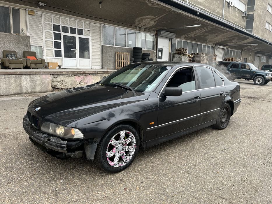 На части BMW E39 520i Ръчка
