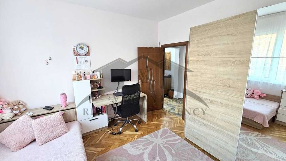 Продава се Тристаен апартамент в Варна, Младост 1 - 60 кв.м за 1190 €/кв.м - Снимка #11