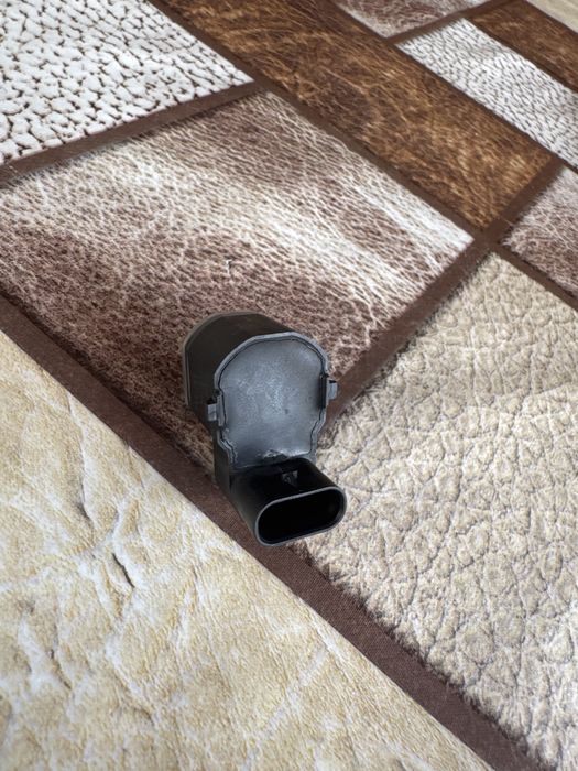 Датчик за парктроник BMW F10 ОРИГИНАЛЕН