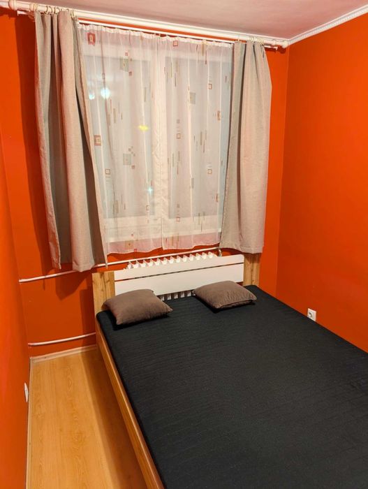 Inchiriez apartament 3 camere Rogerius