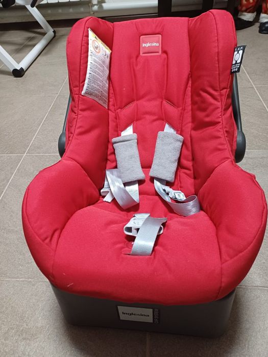 Продам автокресло детское "Inglezina"