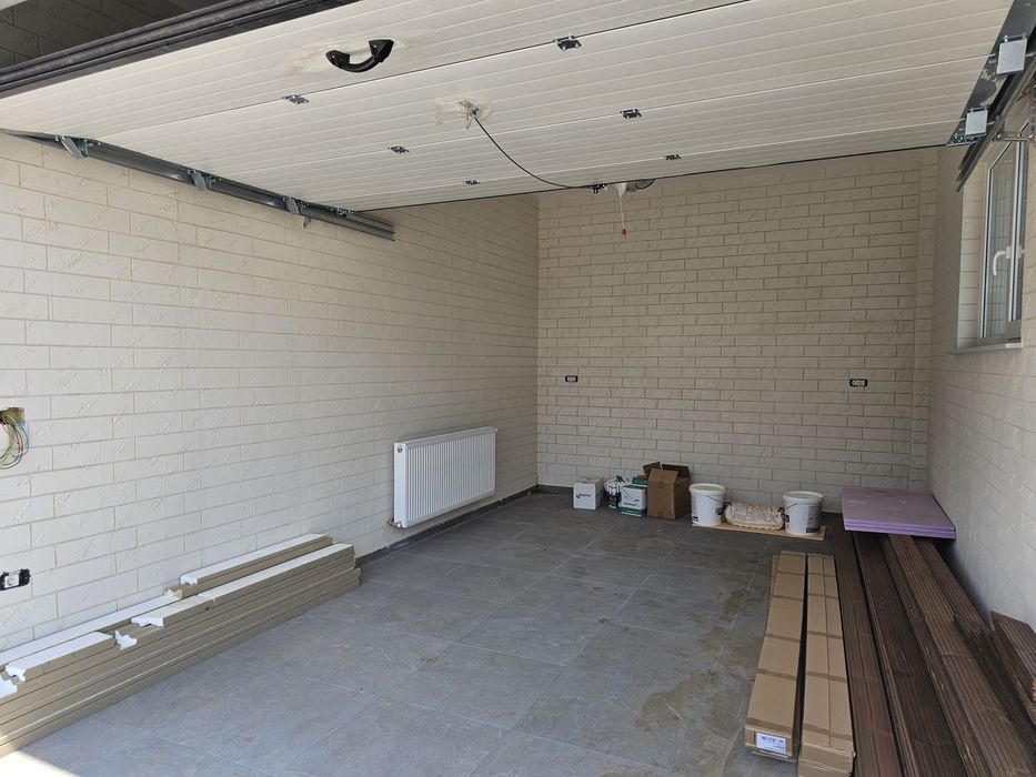 Casa individuala, 700 mp teren, zonă Valea Lupului-Rediu