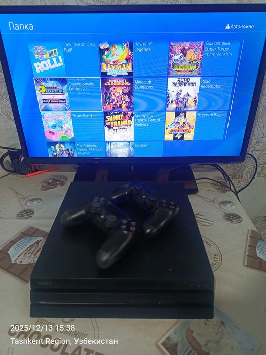 Ps4 pro 1tb 4k UHD goldhen proshivka qilingan 57 ta oʻyini bor