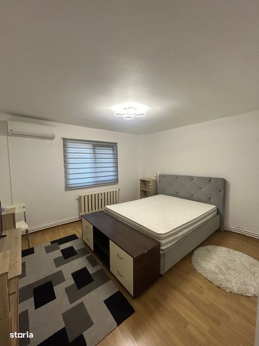 Hala Centrala 2 camere decomandat mobilat