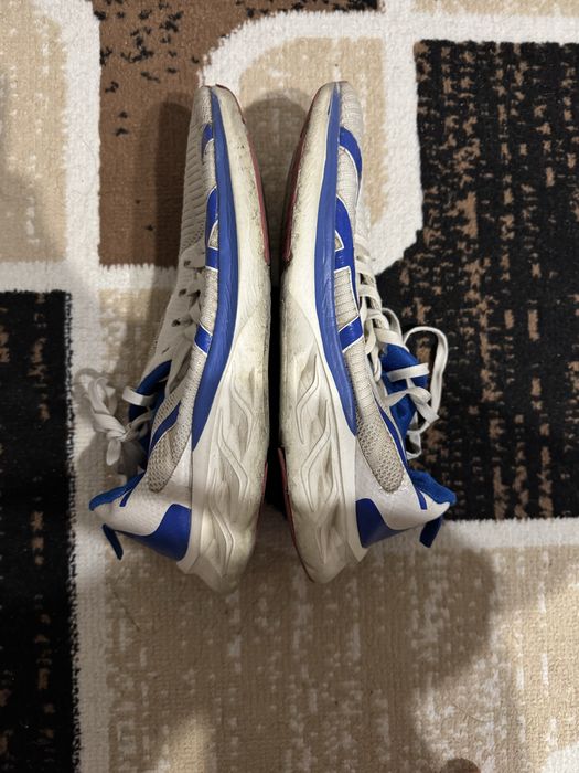 кроссовки asics б/у 43 размер