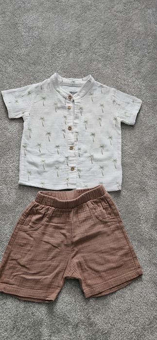 Pantaloni scurti bebelusi