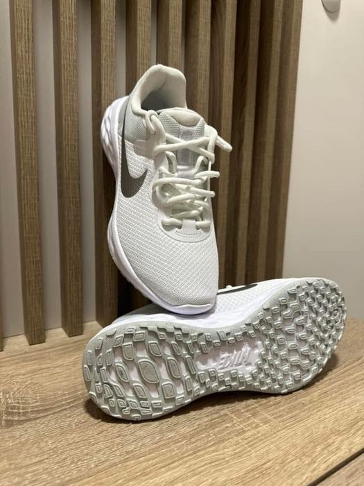 Маратонки nike оригинал