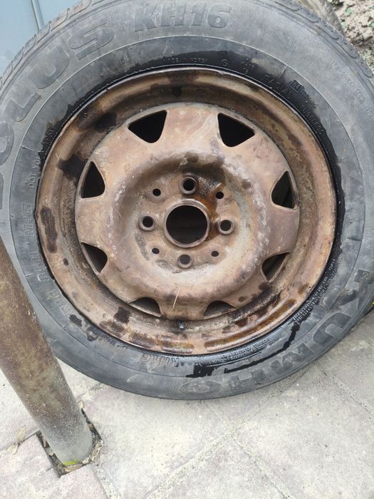 Резина на дисках Ауди