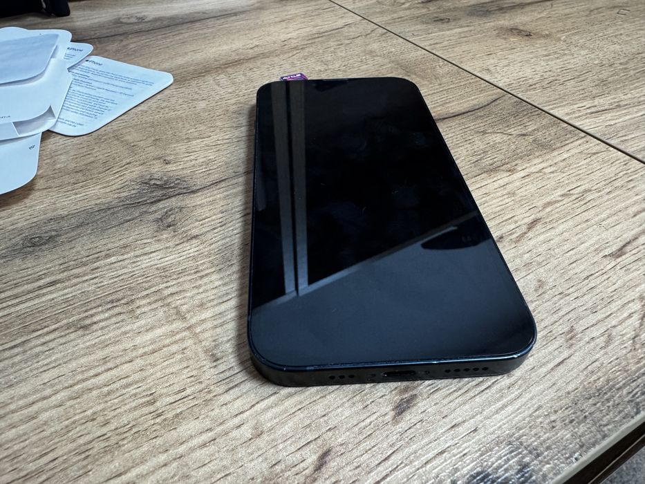 Продам iphone 13