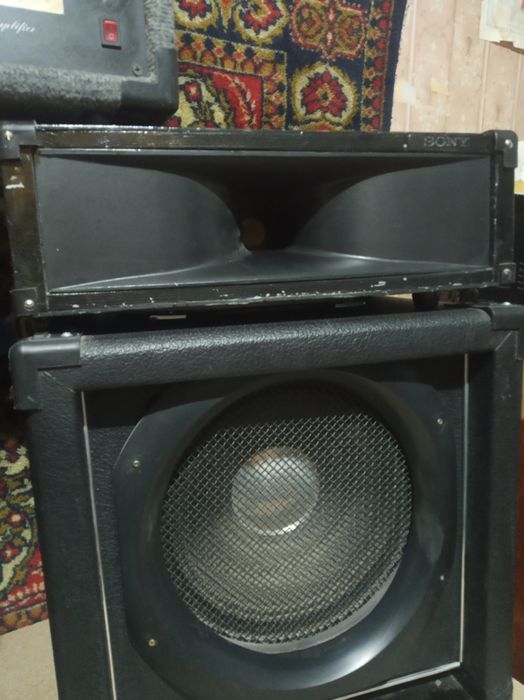 Продам усилитель стерео с колонками