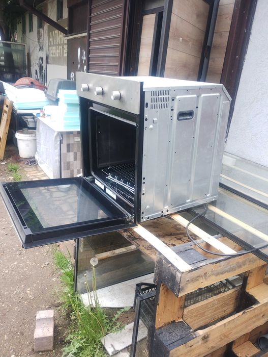 Фурна за вграждане "BEKO" чисто нова!