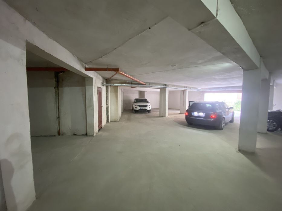 Дава се под наем Гараж / Паркомясто в Велико Търново, Център - 18 кв.м за 51 € - Снимка #2