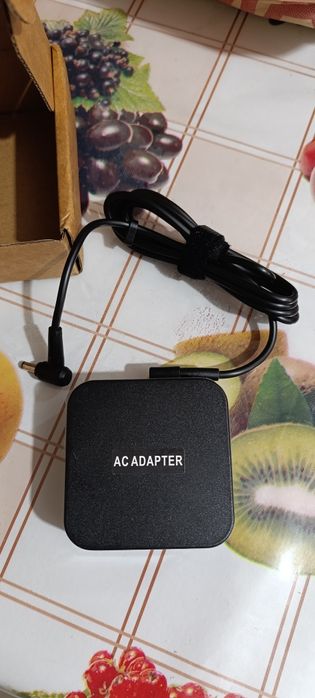 Продам зарядное устройство для ноутбука