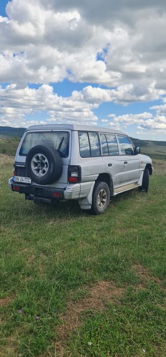 Mitsubishi pajero mk2