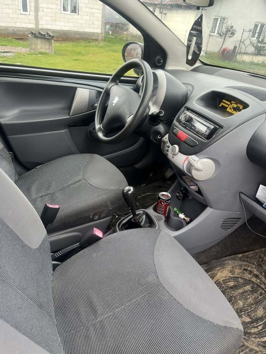 Vând pejou din 2006 motor de 1.4 dizel