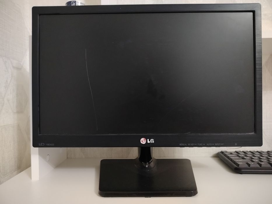 Продается компьютер lg оригинальный