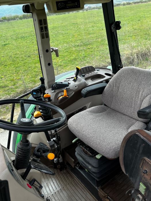 Tractor John Deere 5720 cu incarcator frontal