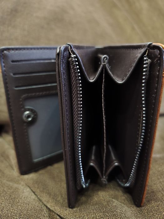 Мъжки кожен портфейл