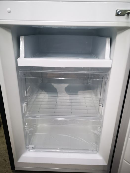 Frigider Comfee 174l import Germania cu Garanție Nov33