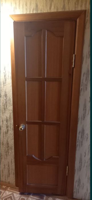 Продам межкомнатные двери в сборе