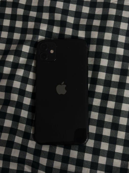 iPhone 11 128гигабайт