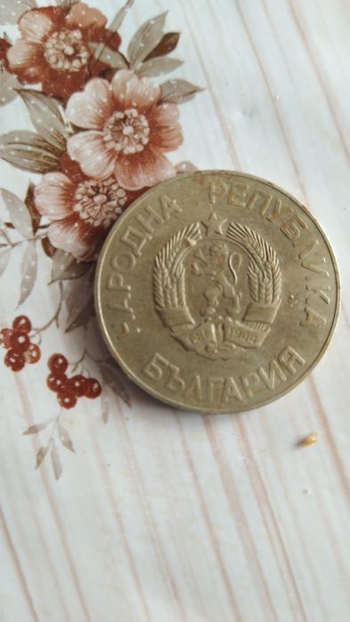 Продам монети стари запазени