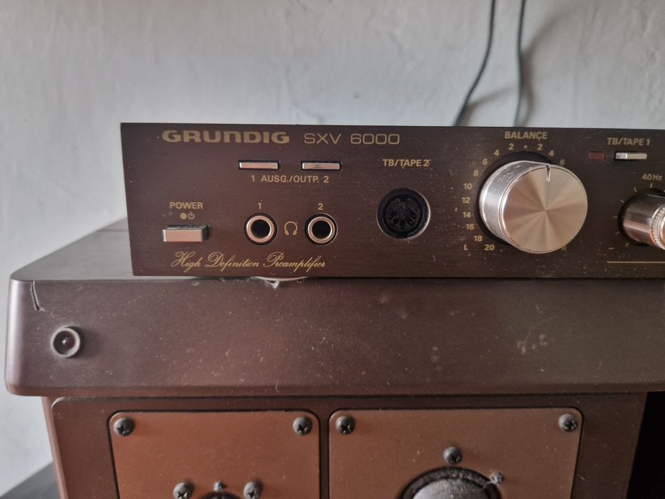 Preamplificator Grundig SXV6000+Grundig boxe active XM1500 2×80W