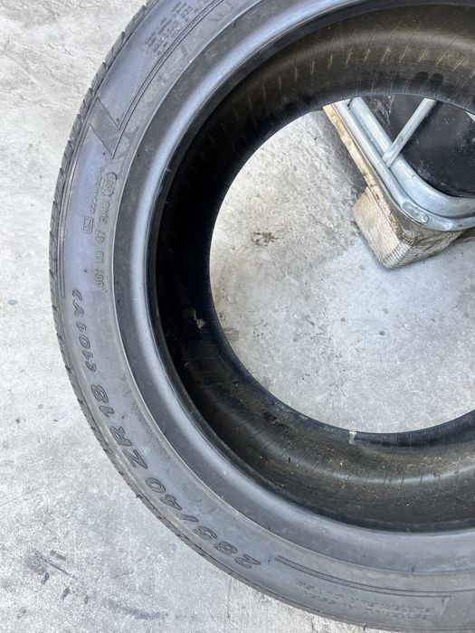 2 anvelope vara 285/40/18 , Pirelli , 7.5 mm