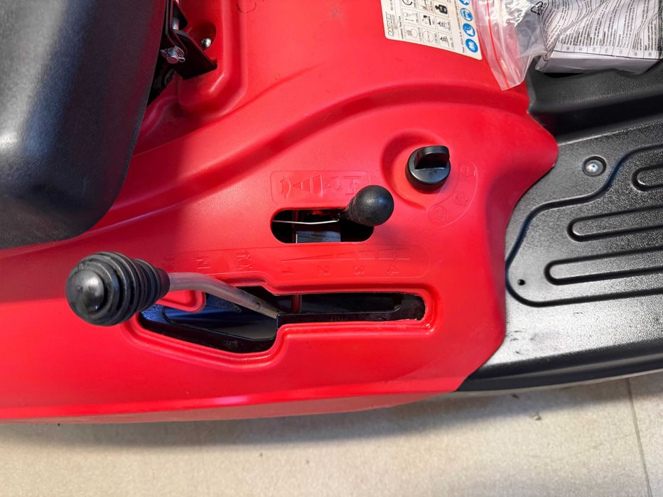 Косачка тракторна 196cc 4.8kW (6,4hp) 61cm 24" 150L RD-GLM16