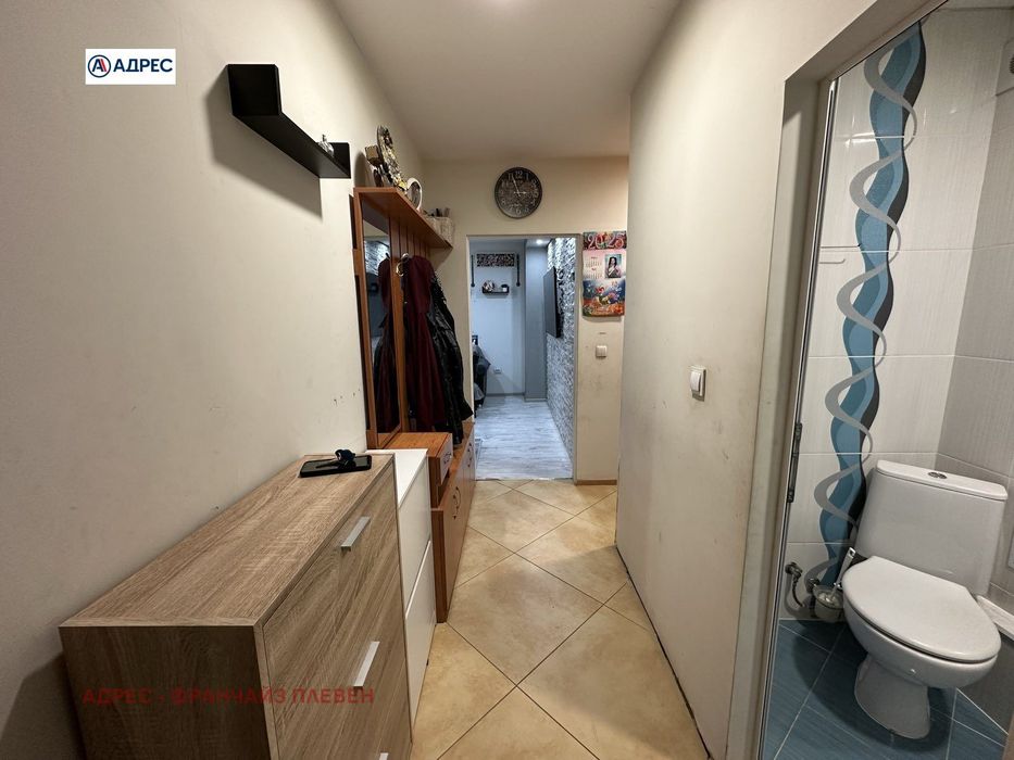 Продава се Тристаен апартамент в Плевен, Сторгозия - 70 кв.м за 1715 €/кв.м - Снимка #5
