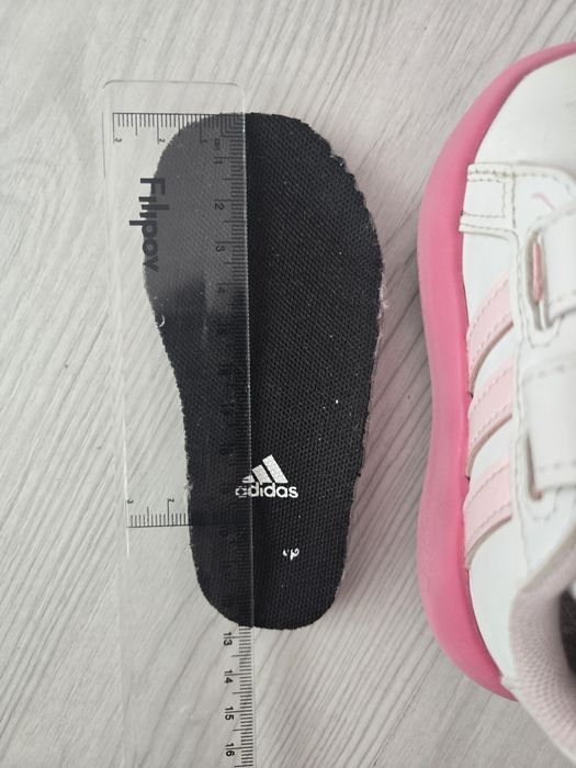 Бебешки обувки Adidas
