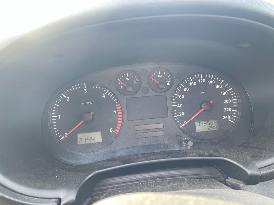 SEAT Leon 2003 — imagine 4