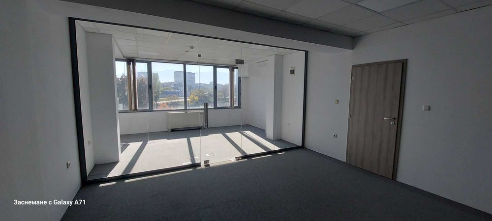 Дава се под наем Офис в София, Левски Г - 152 кв.м за 1368 € - Снимка #4