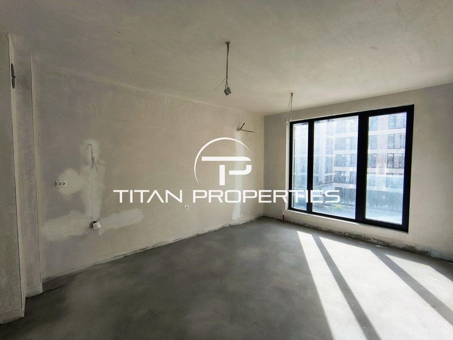 Продава се Двустаен апартамент в Пловдив, Тракия - 60 кв.м за 1750 €/кв.м - Снимка #1