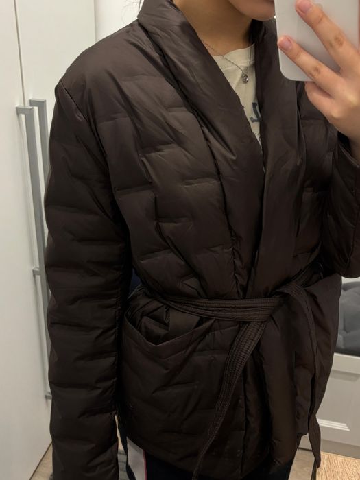 Куртка весенняя.