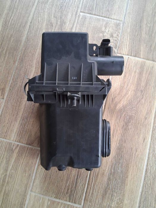 vand filtru aer, radiator racire, emblema, balamale, grila distronic Toyota CHR 1,8 hibrid
