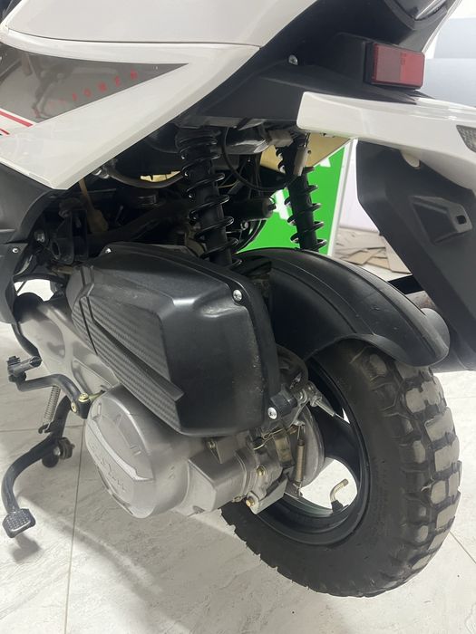 Продам скутер 2022 года