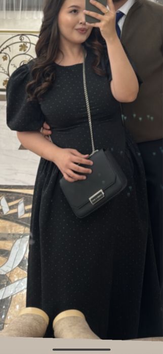 Длинное платье с блестками