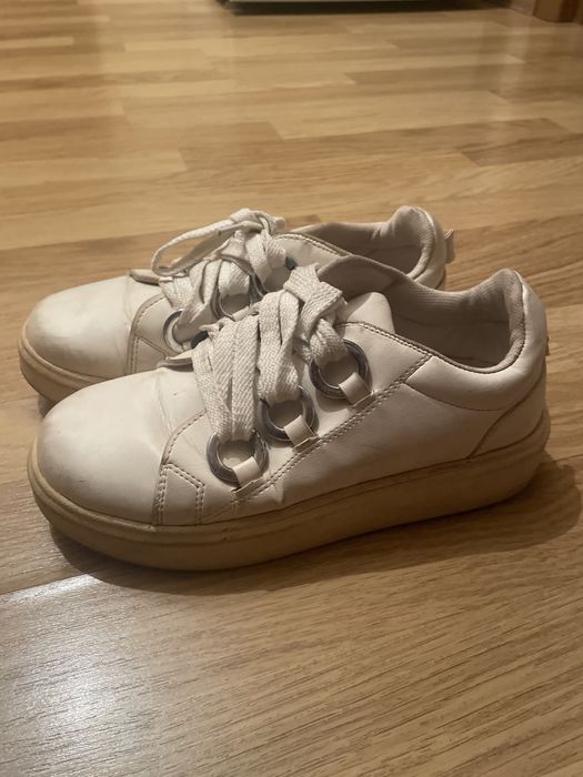 Спортивные туфли кроссовки кеды