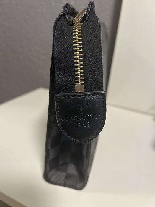 Несесер Louis Vuitton