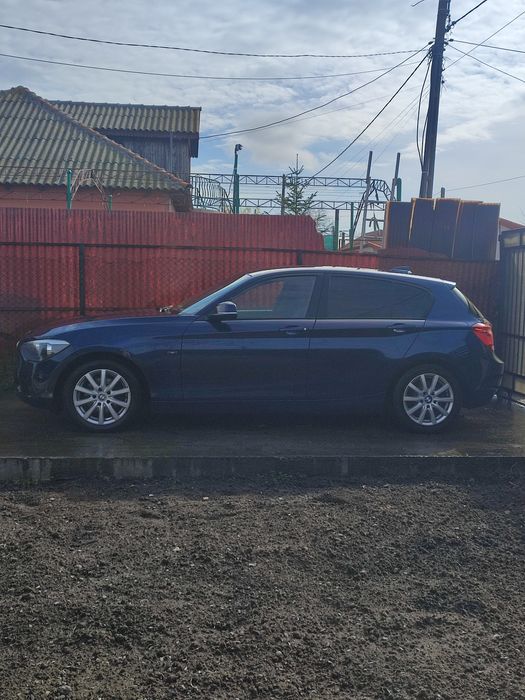 Mașină ,BMW seria 1 ,anul 2011