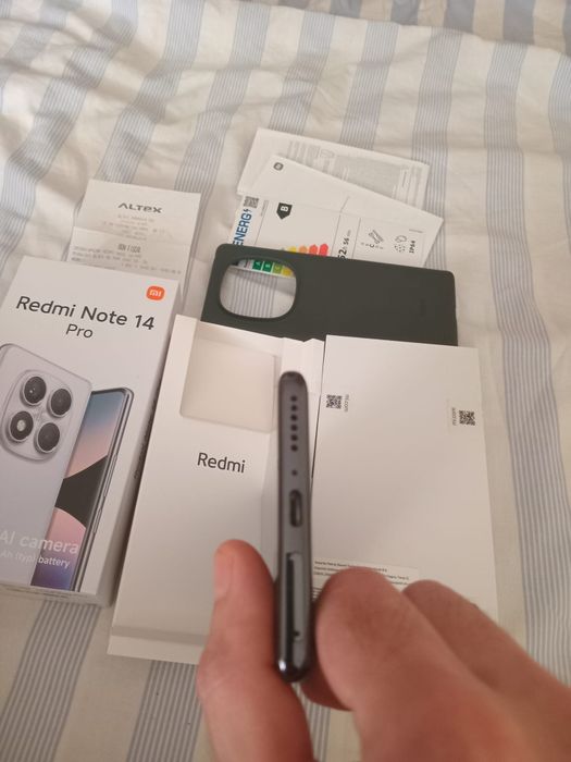 Redmi Note 14 Pro 256GB / 16GB RAM – Ca Nou, Garanție Altex, Baterie 100% – Piatra Neamț