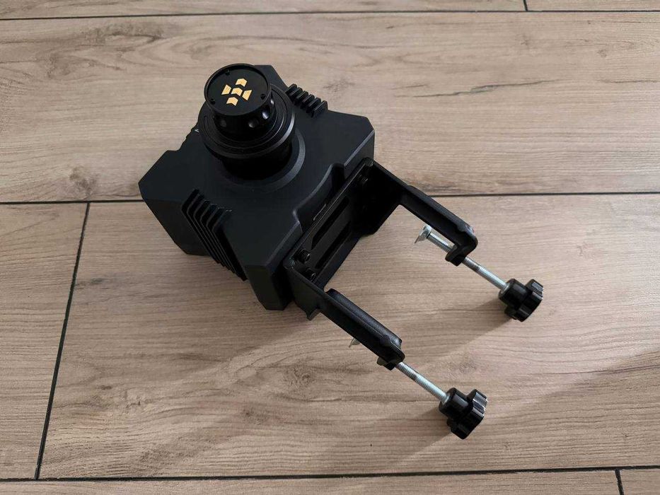 Moza R5 Bundle + ES Formula Wheel Mod