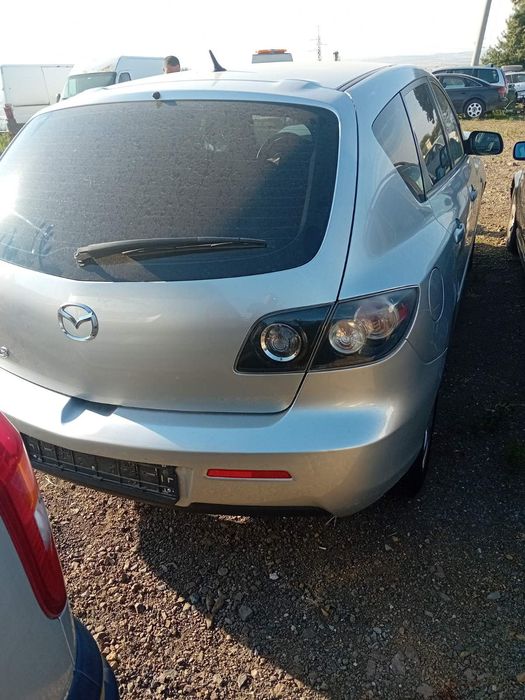 Mazda 3 1.6 бензин 2005 година на части