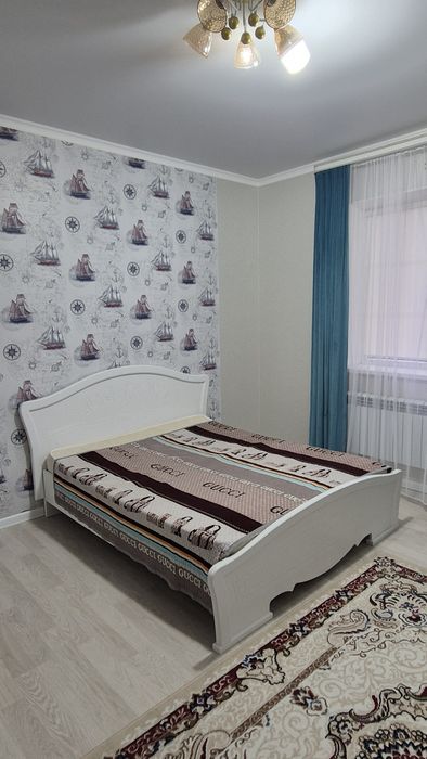 Продам спальный кровать с матрасом