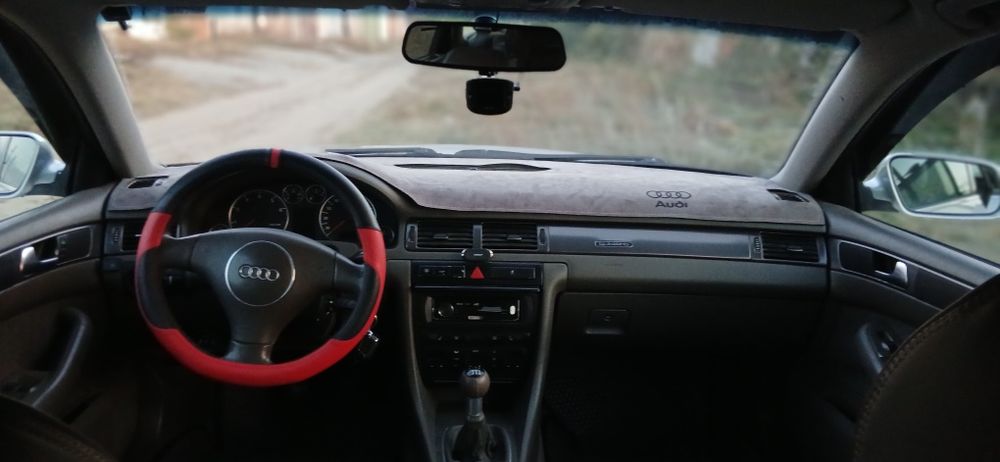 Ауди а6 с5 Quattro мкпп6 газ-бензин