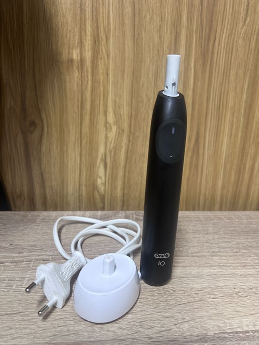 Periuta de dinti electrica, Oral-B iO Series 2 Night Black, Negru 80,00 RON 87,50 RON incl. Y (subtotal