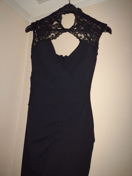 Rochie elegantă midi