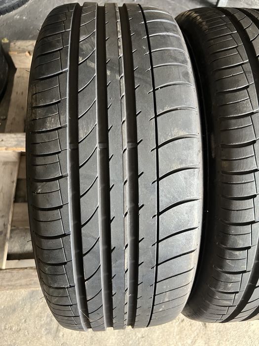 2 anvelope de vara 235/50/18 Dunlop Runflat!