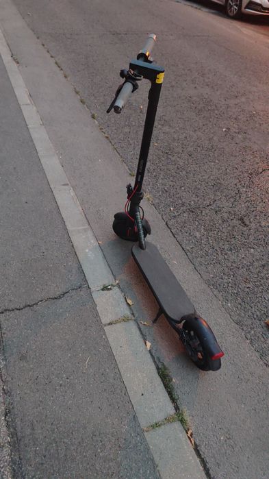 Xiaomi 4 scooter/trotinetă electrică